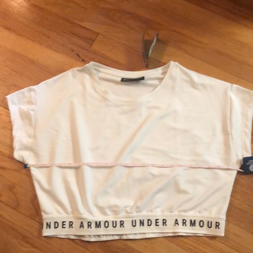Under Armour crop top